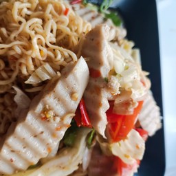 หมูยอโคราช+มาม่า