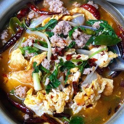 ต้มยำไข่เจียวหมูสัพ