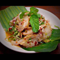 น้ำตกเนื้อ