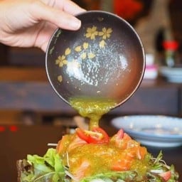 แซลมอนแซ่บ