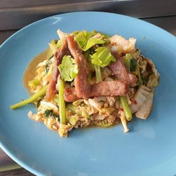 สุกี้แห้งหมูทอด