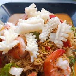 ยำทะเล+มาม่า