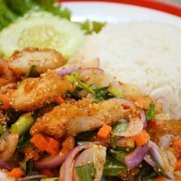 ข้าวยำไก่เเซ่บ