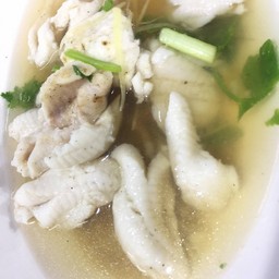 เกาเหลาเนื้อปลาเก๋า