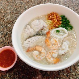 ข้าวต้มซีฟู้ด