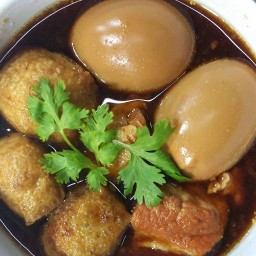 เจ๊หมูข้าวแกงโคตรอร่อย