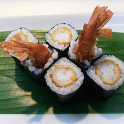 No.9  ข้าวห่อไส้กุ้งชุปเกล็ดขนมปังทอด