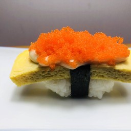 No.232 ข้าวปั้นไข่หวานโรยไข่กุ้ง