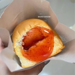 ปังทะลัก สตรอว์เบอร์รี่