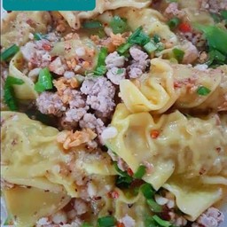 เกี้ยวต้มยำ