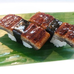 No.32  ข้าวปั้นหน้าปลาไหล