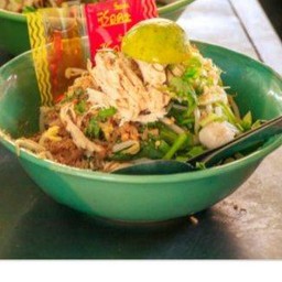 ชามีล ข้าวราดแกง