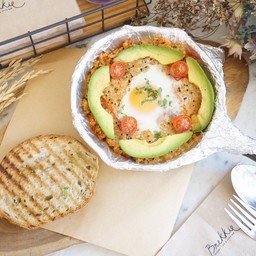Baked Egg with Quinoa