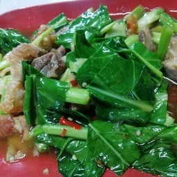 ผัดคะน้า