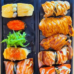 ซูชิรวมหน้า 10 ชิ้น (ชิ้นละ 15)