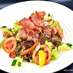 No.161 สลัดเบคอน