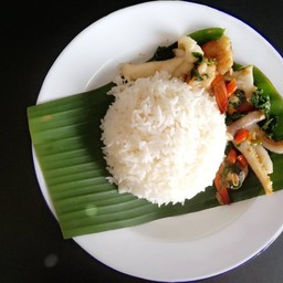 ข้าวโคตรกระเพราทะเล