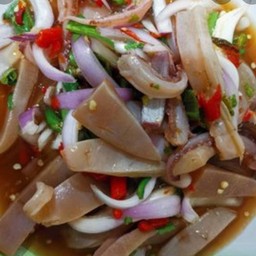 ยำปลาหมึกกรอบ