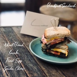 Breakfast Sandwich