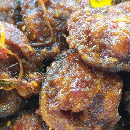 ผัดเผ็ดปลาดุก