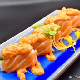 No.64 ปลาแซลมอนราดซอสเมนไท