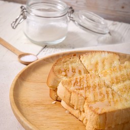 ดับเบิ้ลเบรดเนยสด + นมข้นหวาน