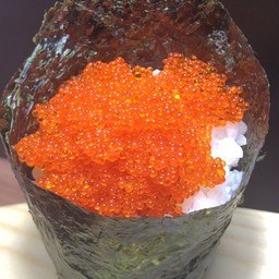 No.229 ข้าวห่อกรวยไข่ปลาบิน