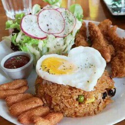 ข้าวผัดอเมริกัน