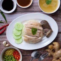 อ้วนข้าวมันไก่สาย7 ตลาดน้ำดอนหวาย