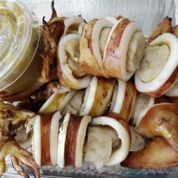 หมึกย่างน้ำจิ้มขั้นเทพมหาชัย by ครูโบวี่ สาขามหาชัยฯเมืองโคราช