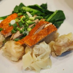 เกี๊ยวกุ้งเป็ดย่าง
