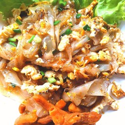 ก๋วยเตี๋ยวคั่วไก่