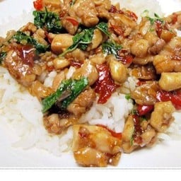 ข้าวกระเพราไก่