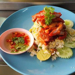 ข้าวผัดไก่ย่าง