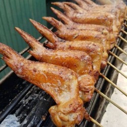 ปีกไก่ย่าง