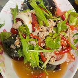 ร้านเจ๊อี๋ต้นมะขาม