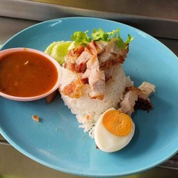 ข้าวหมูกรอบ