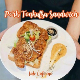แล็ปแซนวิช หมูทงคัตซึ