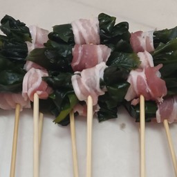 สามชั้นพันสาหร่ายวากาเมะ