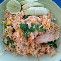 ข้าวผัดปลาหมึก