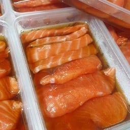 แซลมอล ดองซิอิ้ว