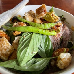 ก๋วยเตี๋ยวหมู พิเศษ