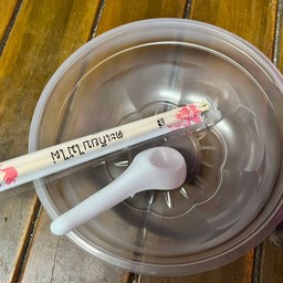 ชุดชามช้อนตะเกียบ