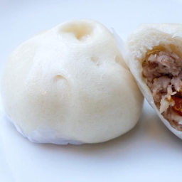 ซาลาเปา ไส้หมูสับ