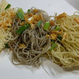 บะหมี่เปล่าลวก