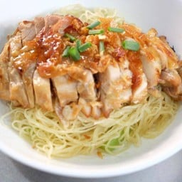 บะหมี่ไก่ย่าง