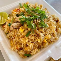 ร้านอาหารตามสั่งน้องนาเดียร์