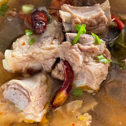 ต้มแซ่บกระดูกหมู