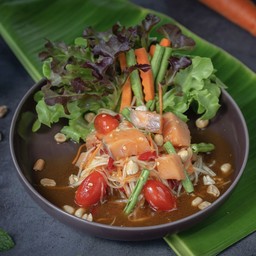 ส้มตำไทยแซลมอน