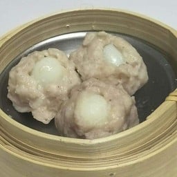 หมูไข่นกกะทา